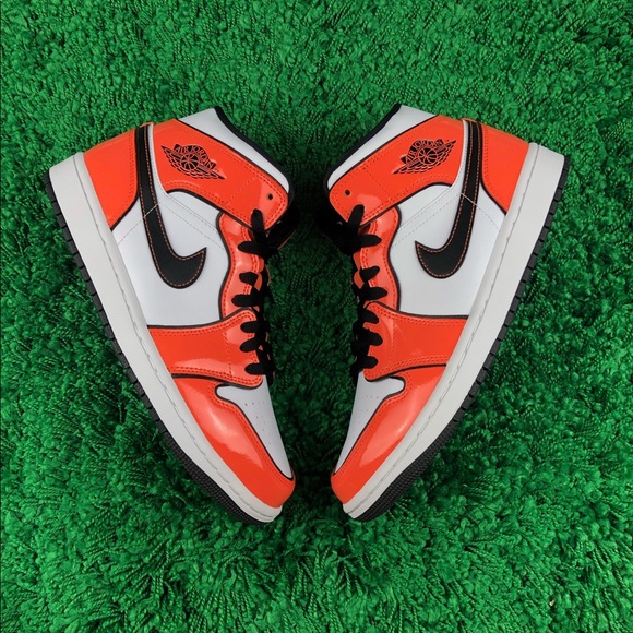 Jordan 1 Mid Turf Orange Men\'s size 8 main image 13